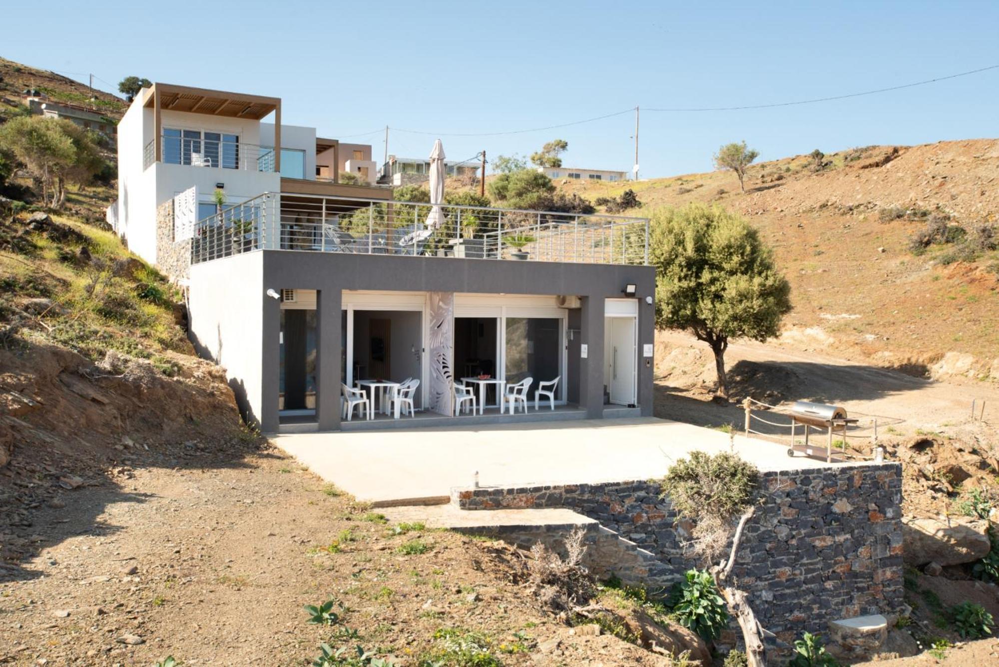 Beachfront Studio Kyma West ~ Crete'S Hidden Gem Kali Limenes Bagian luar foto